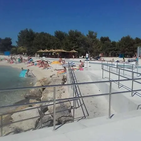 With Free Parking And No Balcony But Terase In Front Of The House Apartment Pula